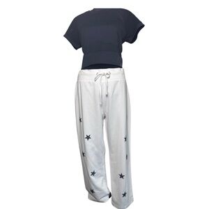 Tia cropped White & Blue Star Print Sweatpants Size Large